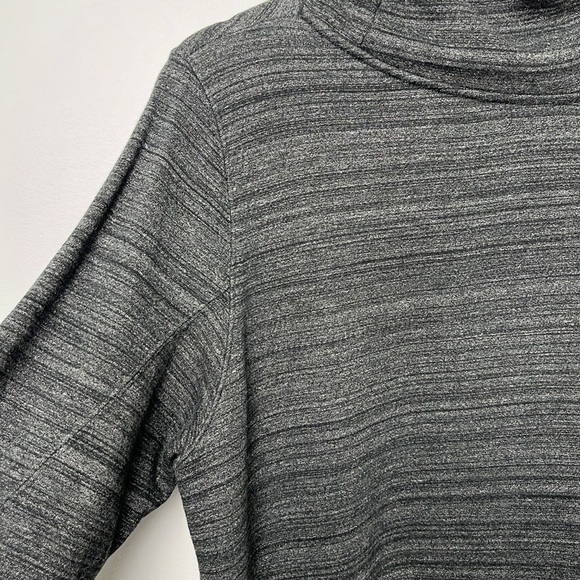 Aritzia Wilfred Free Oversized Cowl Neck Sweatshirt with Pockets Grey Heather - Picture 7 of 16